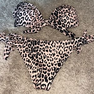 Strapless cheetah bikini set